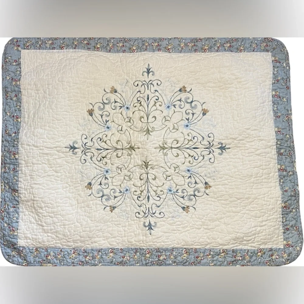 Peking‎ Handicraft Pillow Shams Set